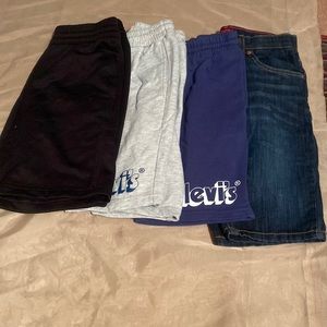 Levi shorts bundle